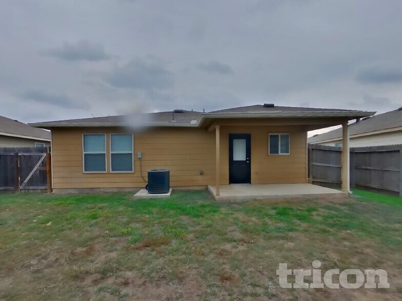 Building Photo - 10911 Bosal Trail