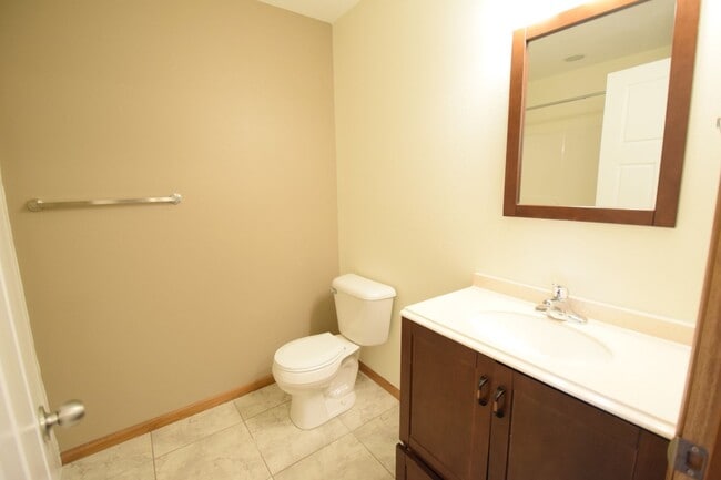 Building Photo - Indigo Crossing Townhomes