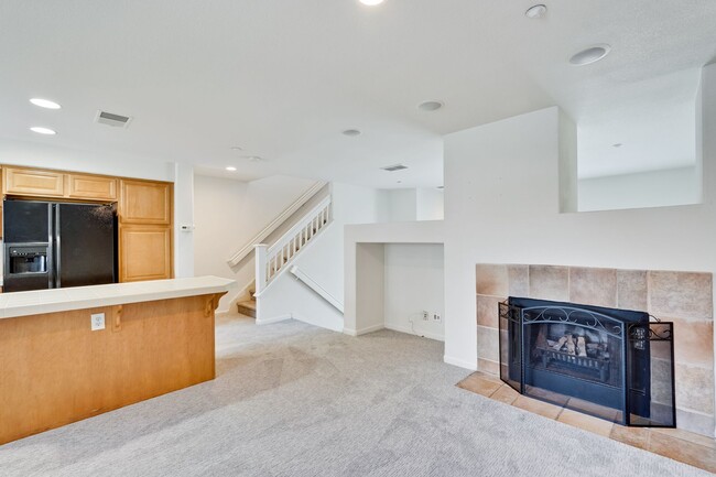 Building Photo - 3013 Goodacre Ct