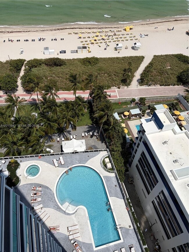 Building Photo - 6301 Collins Ave