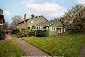 Building Photo - Updated Second-Story Two Bedroom Home In Beaverton!