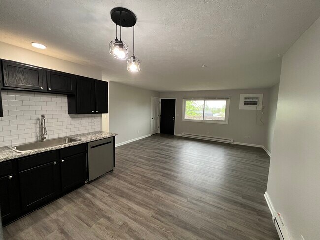 Building Photo - 5684 Windy Knoll Dr