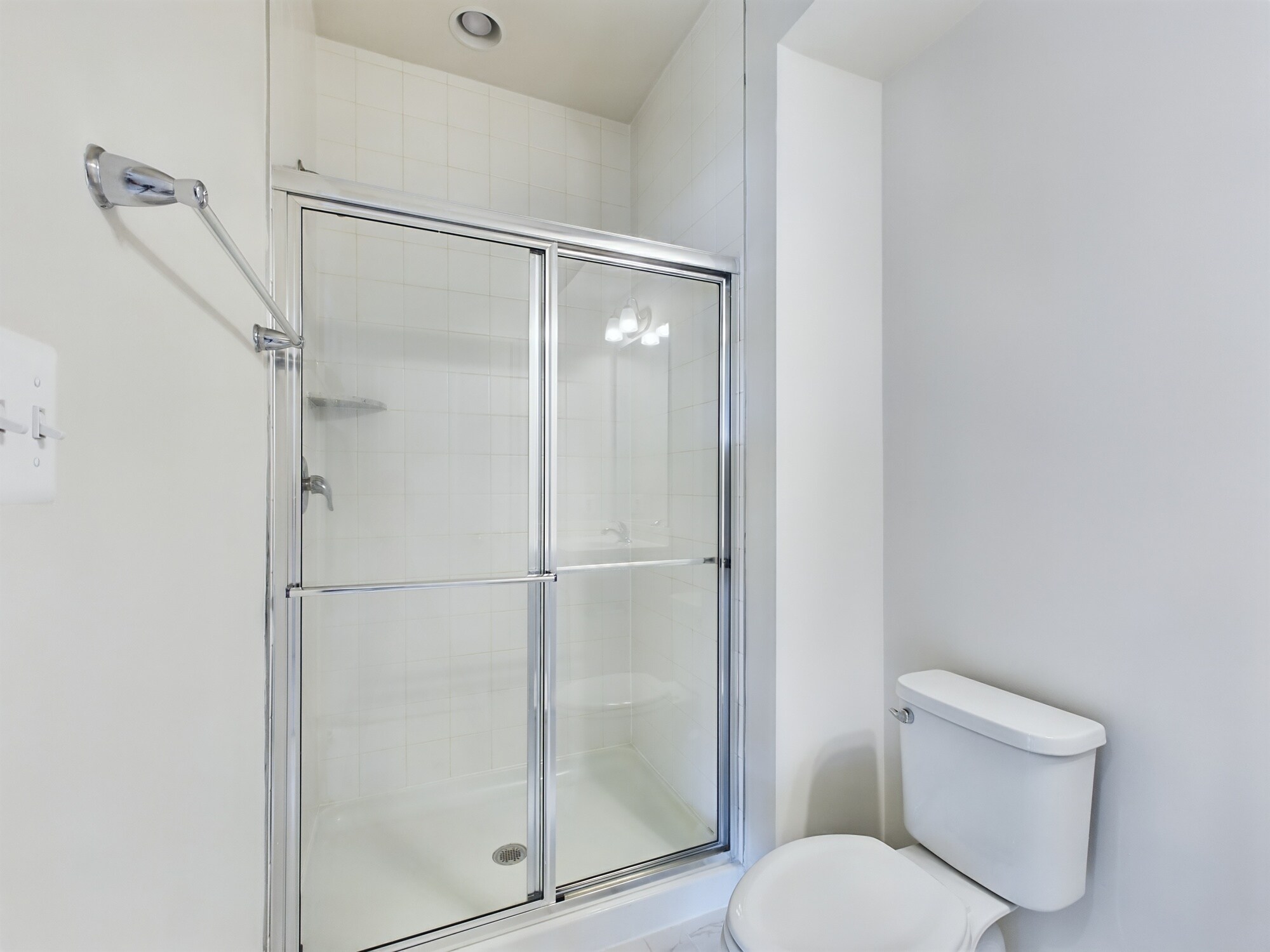 Building Photo - 25 Chester Ct