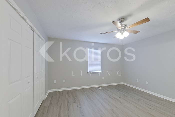 Building Photo - 160 Deer Pkwy