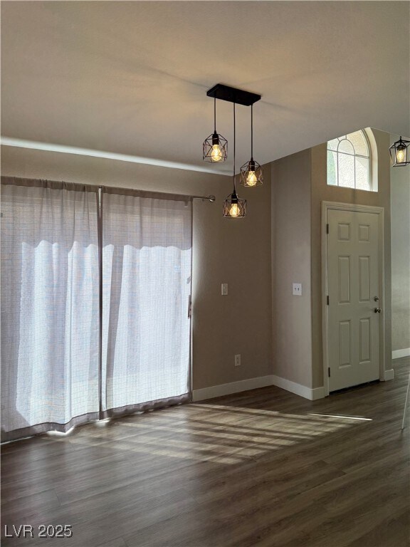 Building Photo - 502 Escoto Pl
