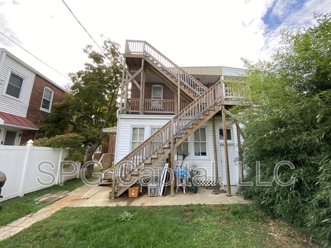 Building Photo - 871 Madison Ave