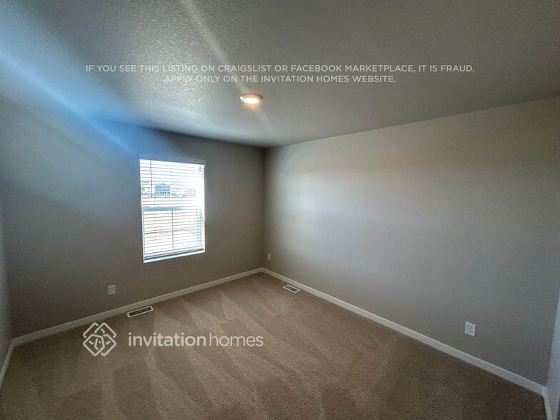 Building Photo - 7402 Green River Ave