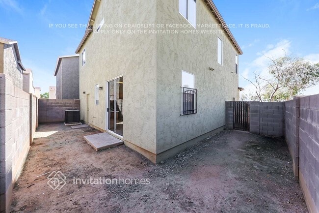 Building Photo - 427 N 66th Dr