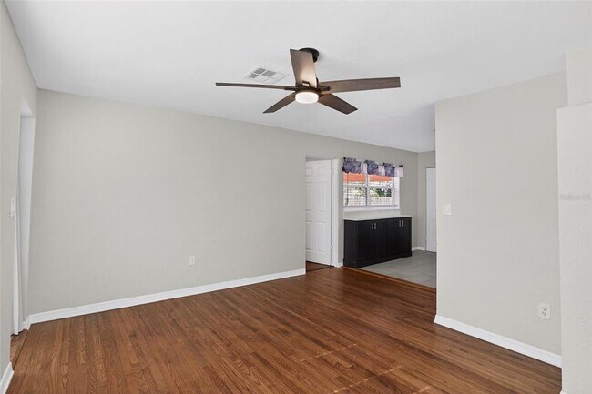 Building Photo - 5480 Lake Tyner Dr