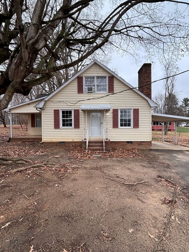 Building Photo - Cozy Kernersville 3BD Home with Modern Comforts – Available Now!