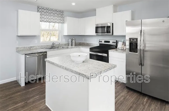 Building Photo - 6035 Cutwater Cir