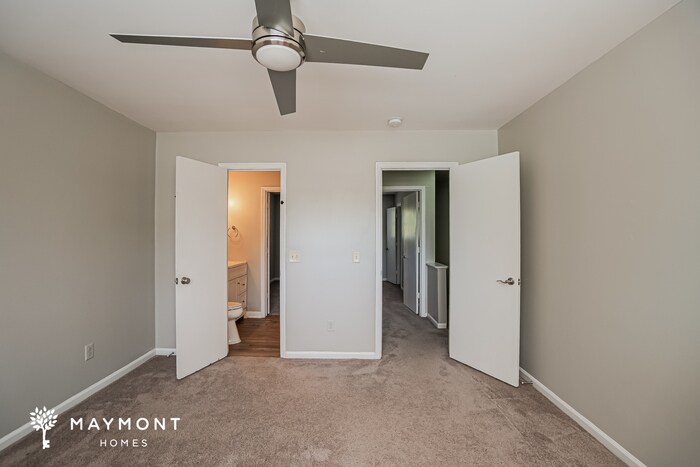 Building Photo - 1317 Mathis Ferry Rd