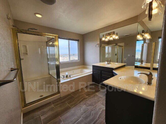 Building Photo - 5989 Eldridge Ct