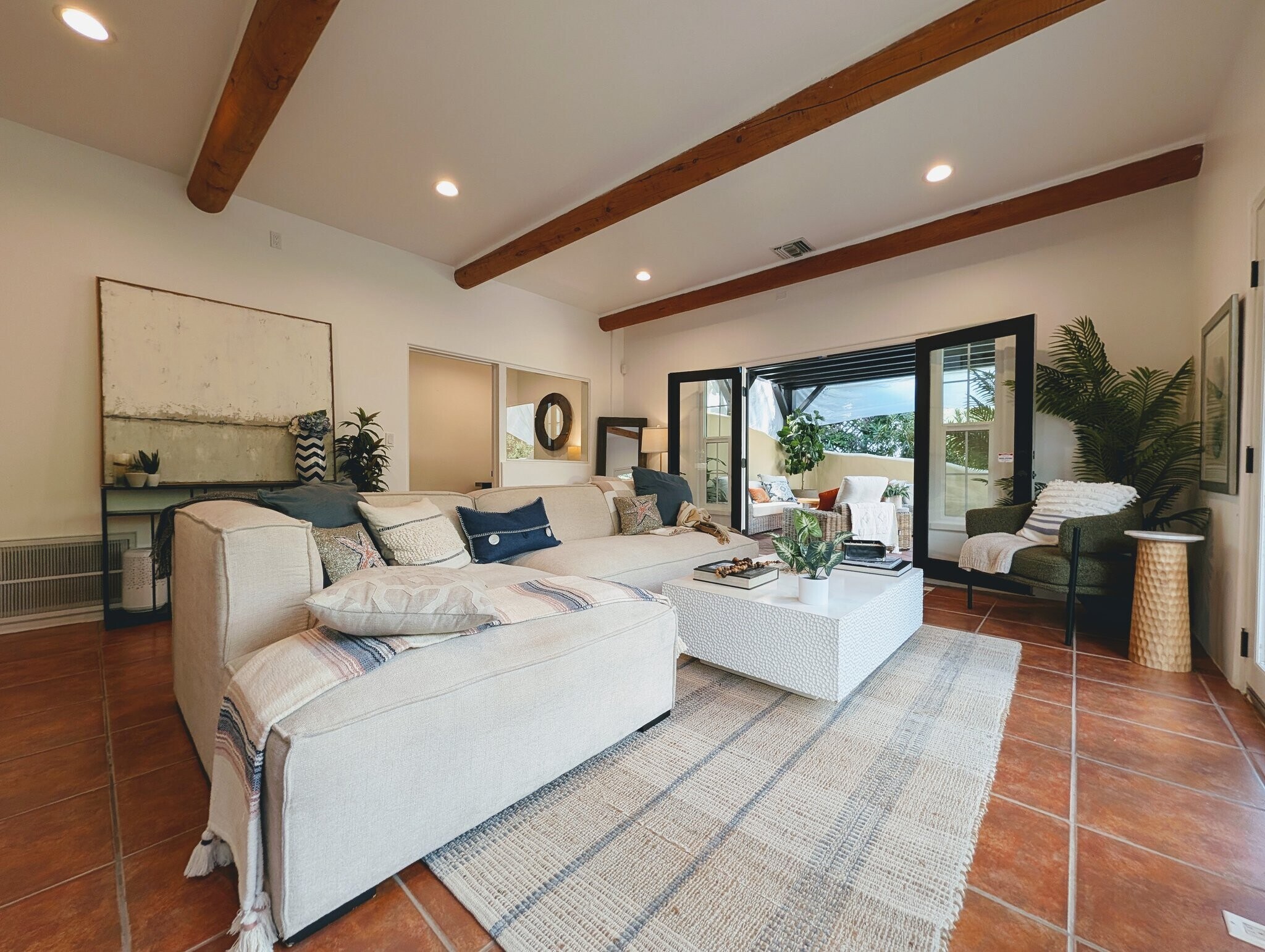 Building Photo - 25648 Timpangos Dr