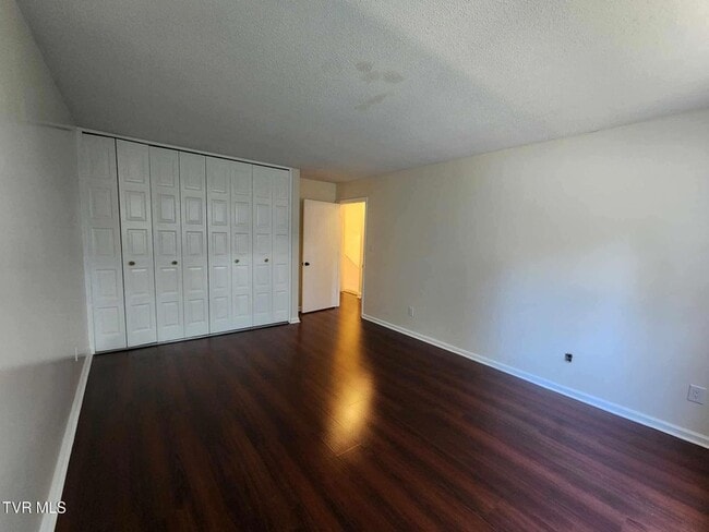 Building Photo - 1552 Colony Park Dr