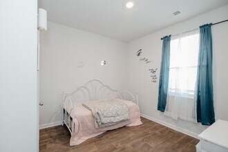 Building Photo - 3 bedroom/2 Bath One Level home in Goose Creek