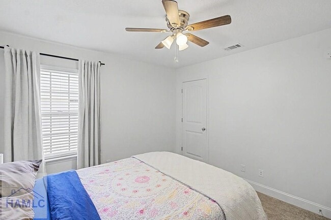 Building Photo - 906 Rachel Ln