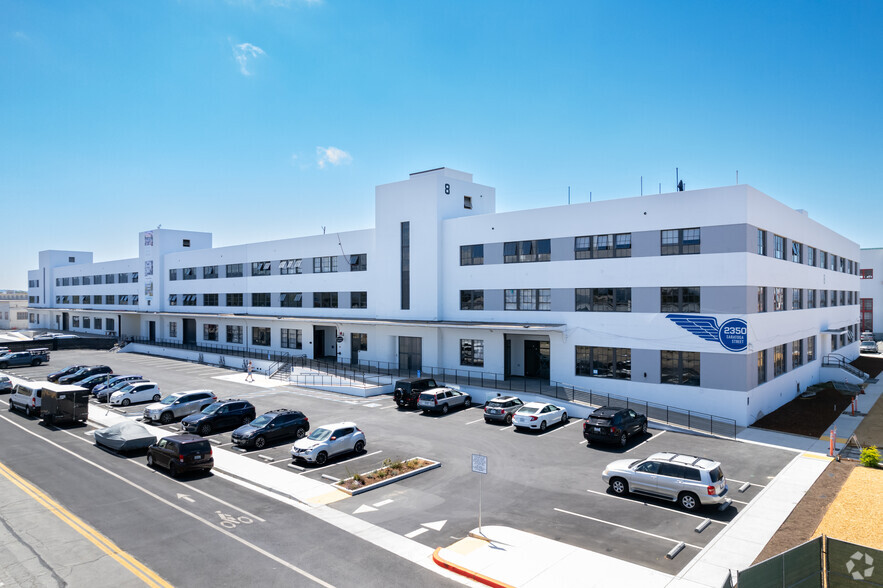 Building Photo - STOREHOUSE LOFTS