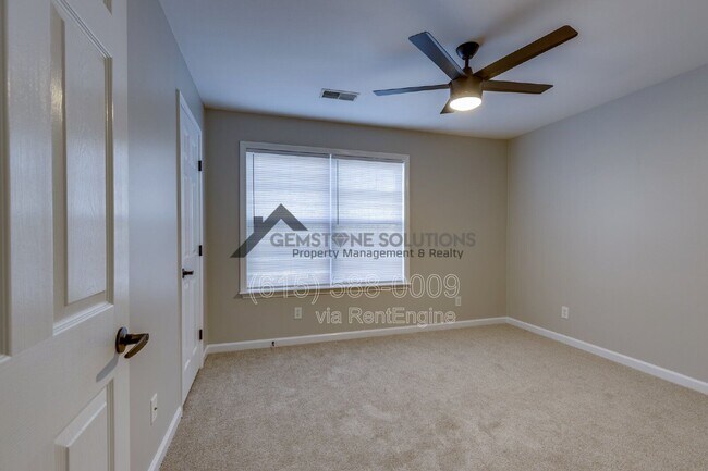 Building Photo - 605 Cashmere Dr
