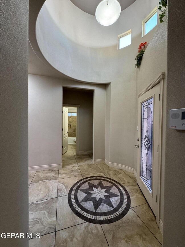 Building Photo - 12872 Hueco Mine Dr