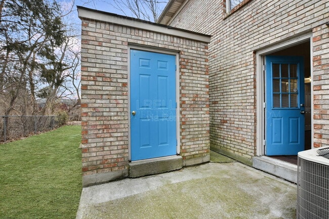 Building Photo - 184 Cannon Ct