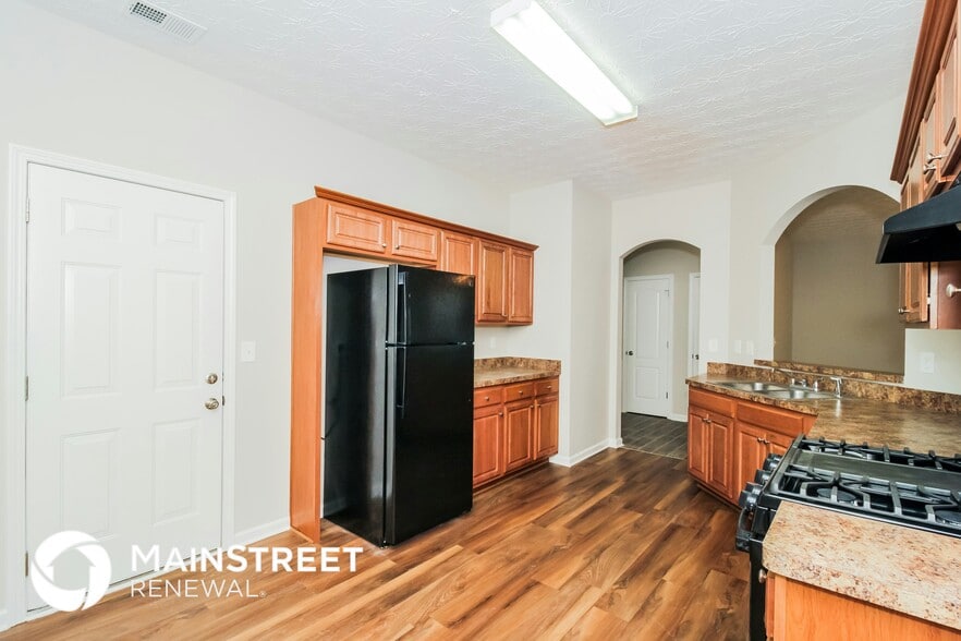 Building Photo - 7086 Littlebrook Way