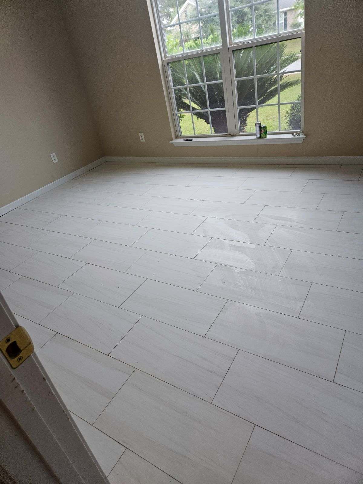 Front bedroom - 145 White Dogwood Ln