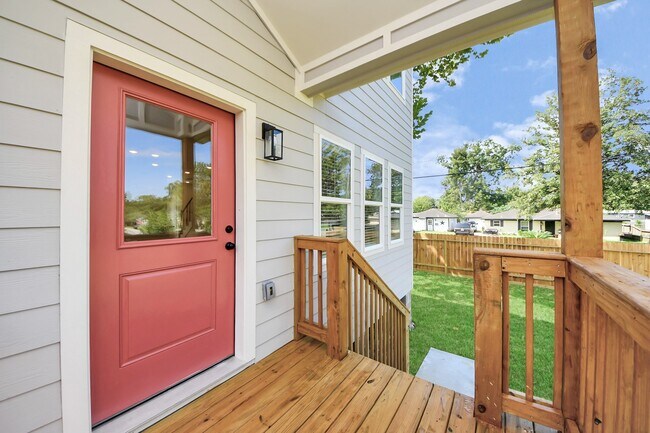 Building Photo - 1316 W Willis St