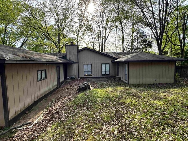 Building Photo - 2302 Hawksmoor Pl