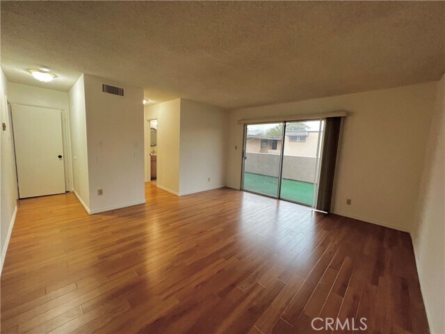 Building Photo - 540 Fairview Ave