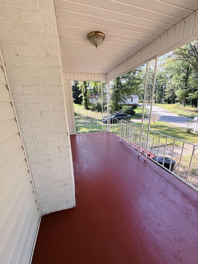 Building Photo - "Charming 3-Bedroom Retreat in Belton, SC - Perfect for Cozy Living!"