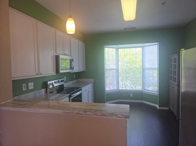 Building Photo - 1227 Rockland Ct
