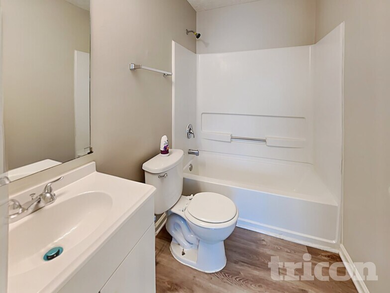 Building Photo - 1455 Enchanted Forest Dr