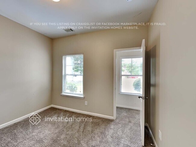 Building Photo - 1532 Ewing Farm Dr