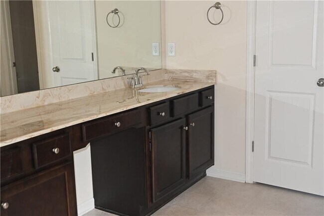 Building Photo - 6186 Baltusrol Trce