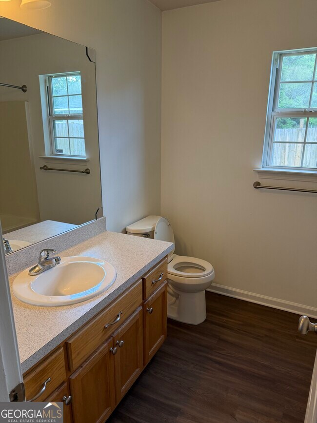 Building Photo - 244 Merriwood Cir