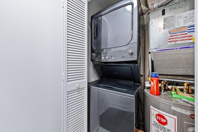 Building Photo - 2400 S Ocean Dr