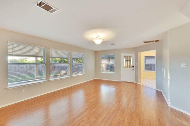 Building Photo - 3201 Mocha Trail