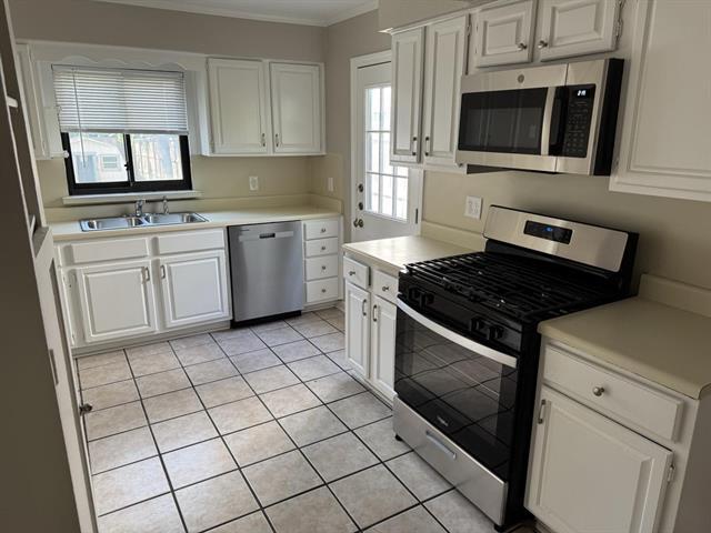 Building Photo - 8427 Ridgelea St