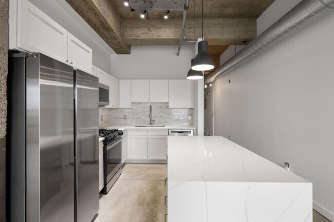 Building Photo - 901 N 3rd St