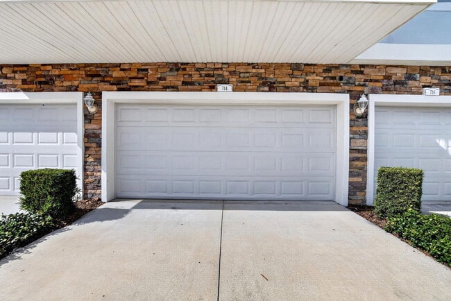 Building Photo - 714 Ashentree Dr