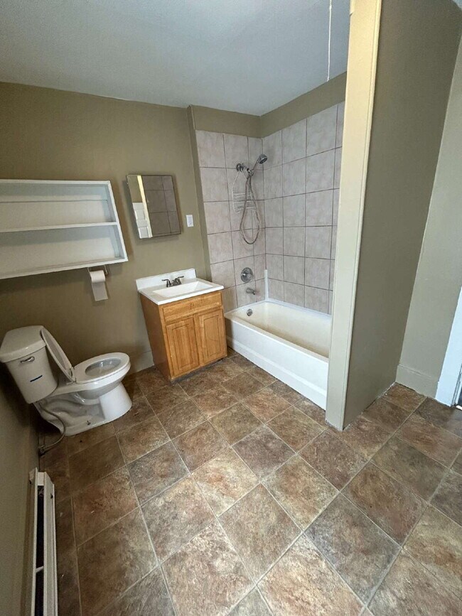 Building Photo - 1 Bedroom Available in Mount Morris – Available Immediately