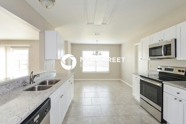 Building Photo - 3 Bedroom Pet-Friendly Home in Converse, TX with Main Street Renewal