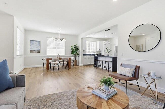 Building Photo - 1720 Santa Ivy Ave