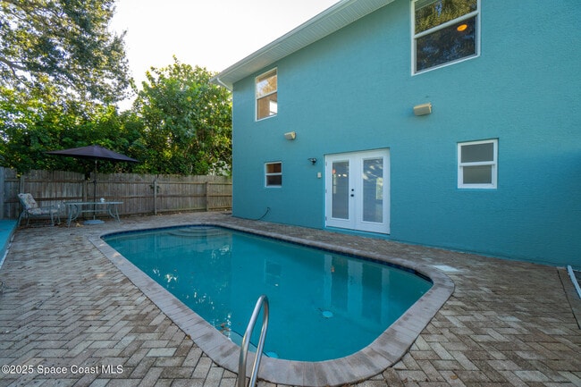 Building Photo - 156 Wilson Ave