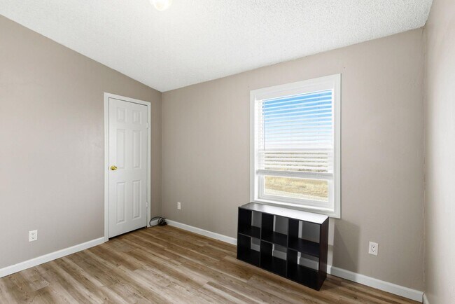 Building Photo - 1178 Twin Butte Rd