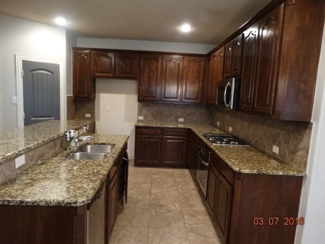 Building Photo - 924 Eagle Creek Trail