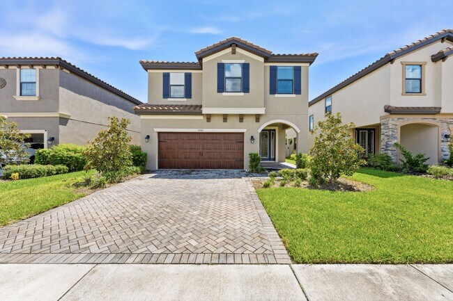 Building Photo - Absolutely Stunning 4 BR + LOFT + OFFICE/2.5 Bath/2 Car Garage home in Starkey Ranch!