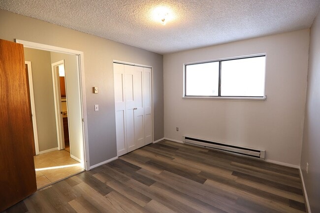 Building Photo - Malstrom 713