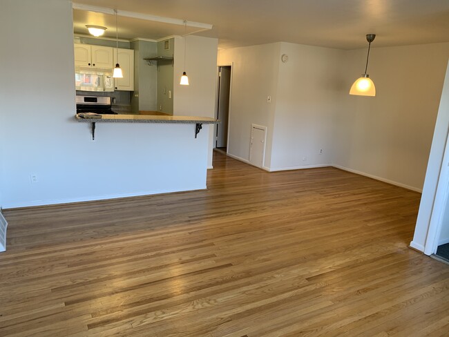 Living and Dining room - 5481 Quentin St